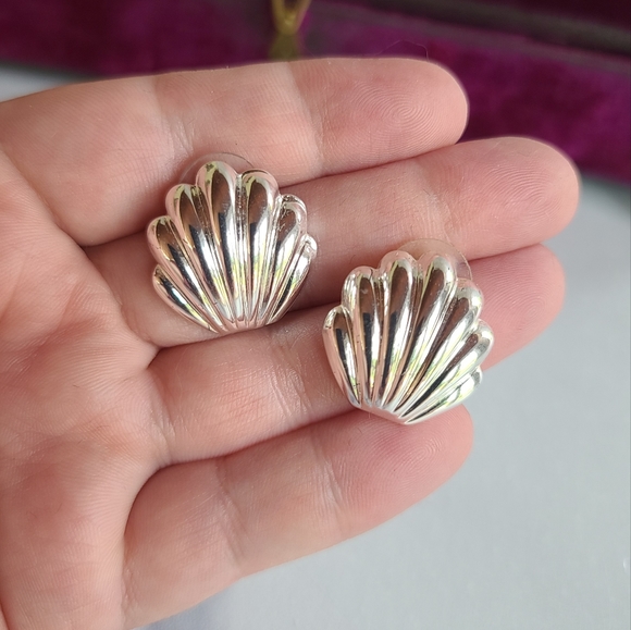 Revlon Silver Shell Shaped Stud Earrings - Picture 2 of 10